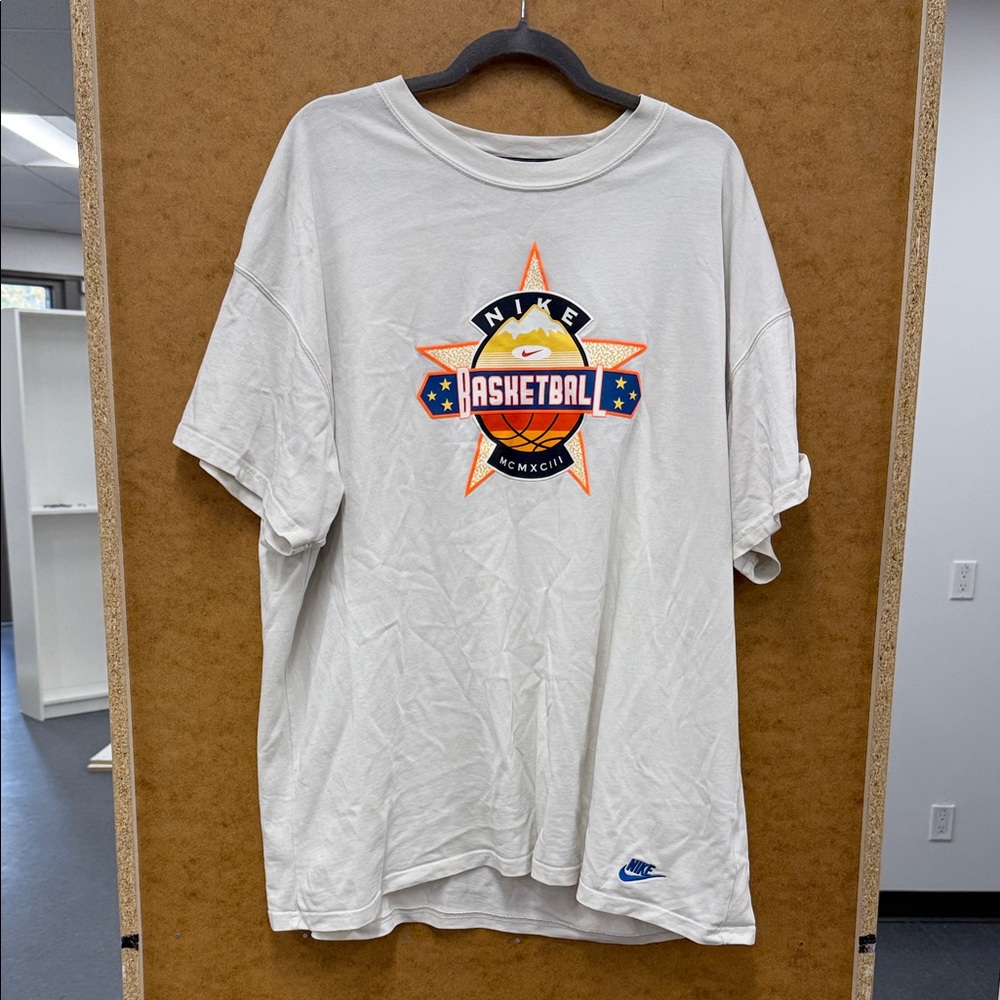 Nike Men's Cream Basketball Tee